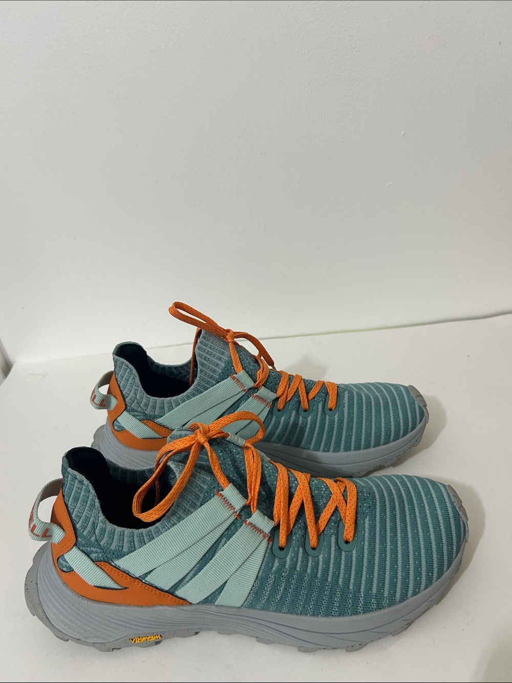 Merrell Moab Flight Mens 9.5 Trail Running Shoes Teal Vibram Hiking